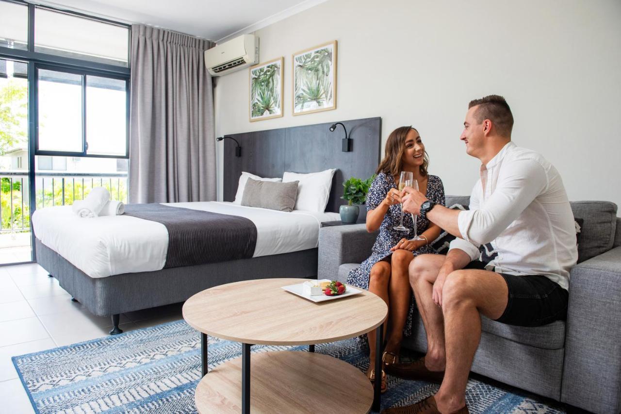 Sunshine Tower Hotel Cairns Eksteriør billede