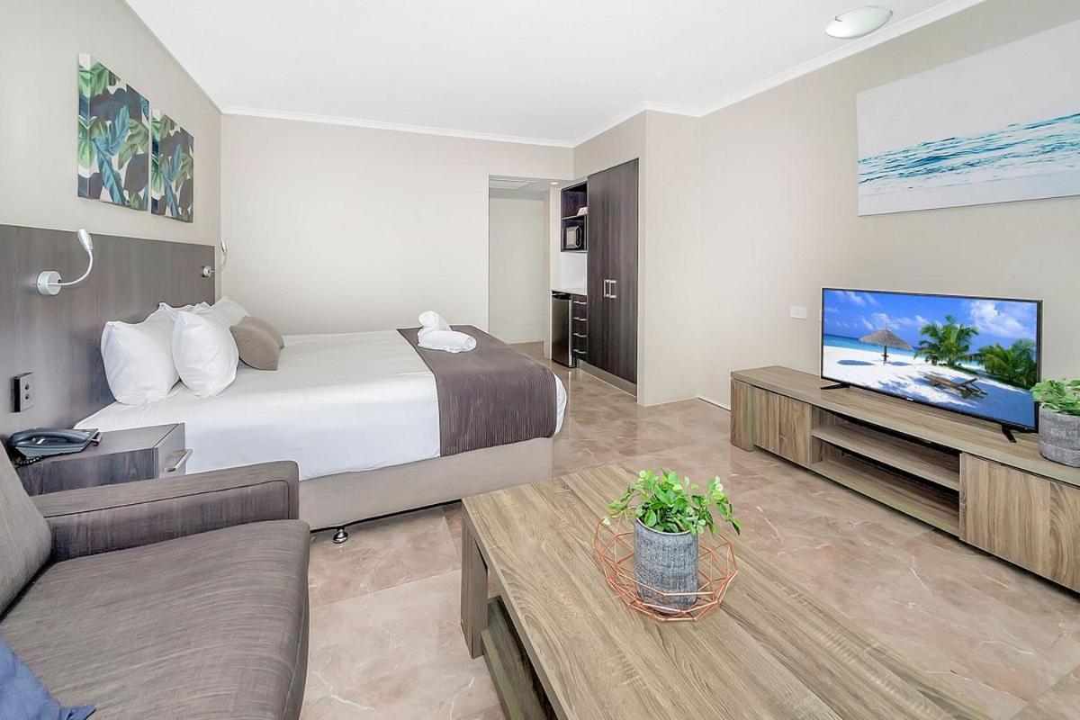 Sunshine Tower Hotel Cairns Eksteriør billede