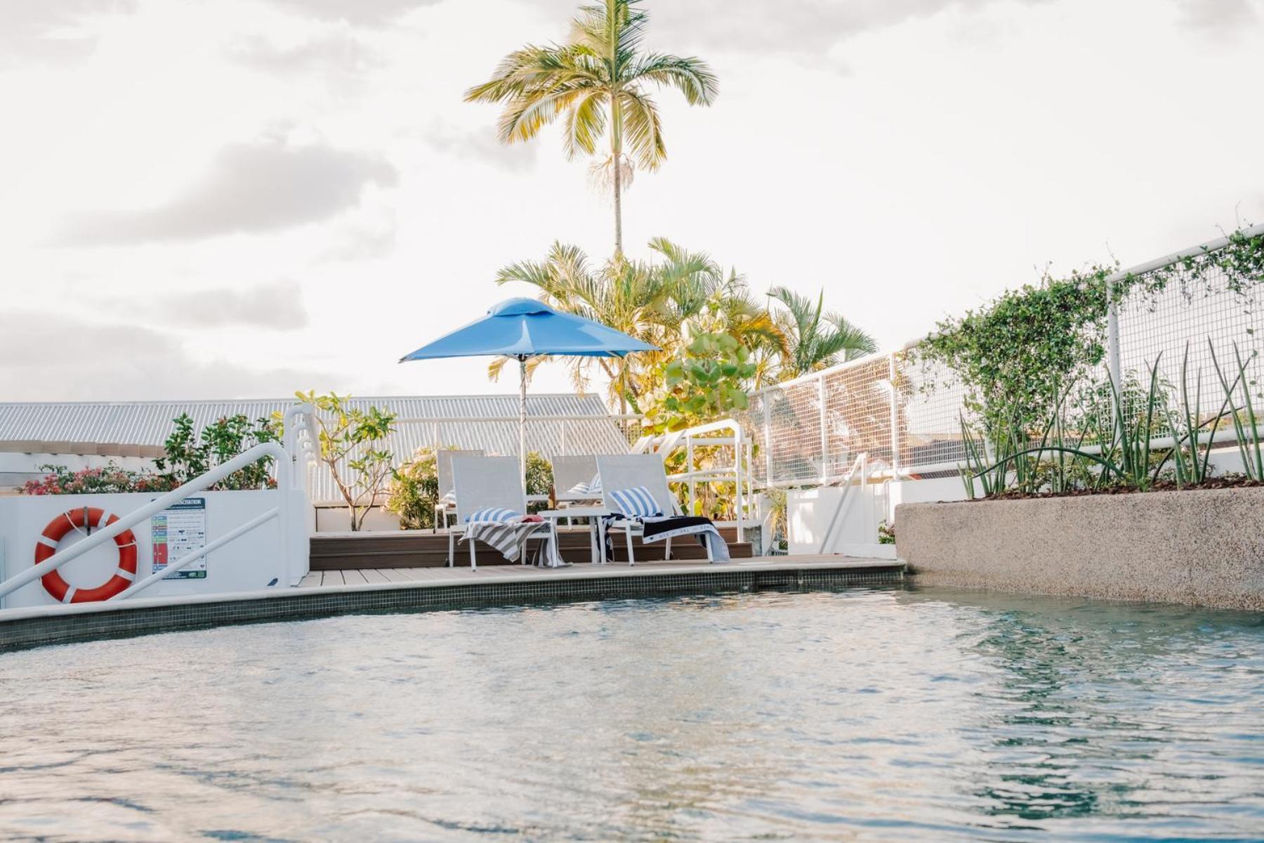 Sunshine Tower Hotel Cairns Eksteriør billede