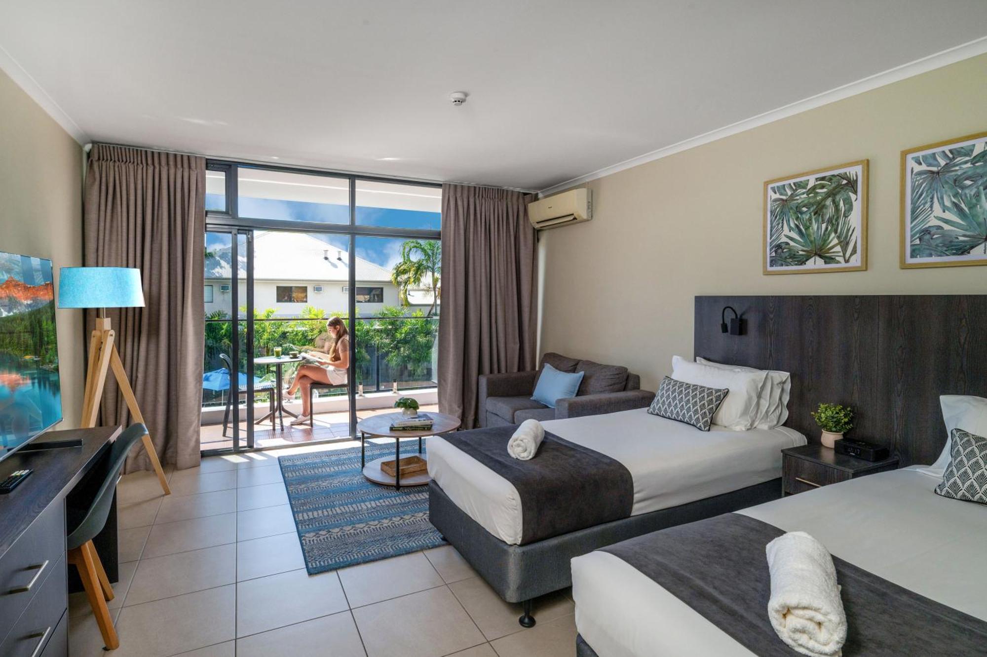 Sunshine Tower Hotel Cairns Eksteriør billede