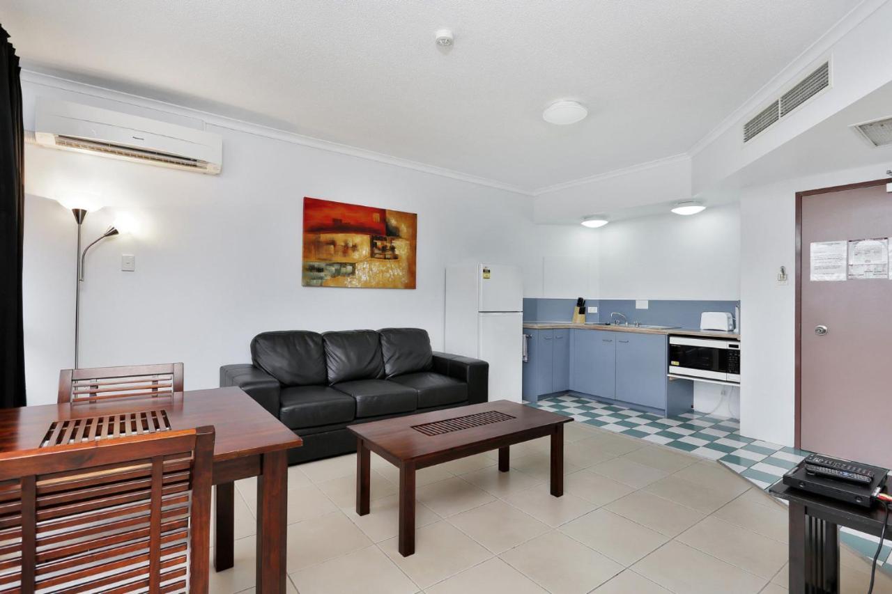 Sunshine Tower Hotel Cairns Eksteriør billede