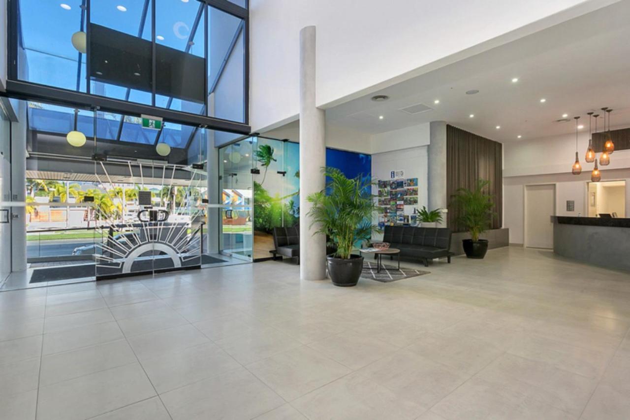 Sunshine Tower Hotel Cairns Eksteriør billede